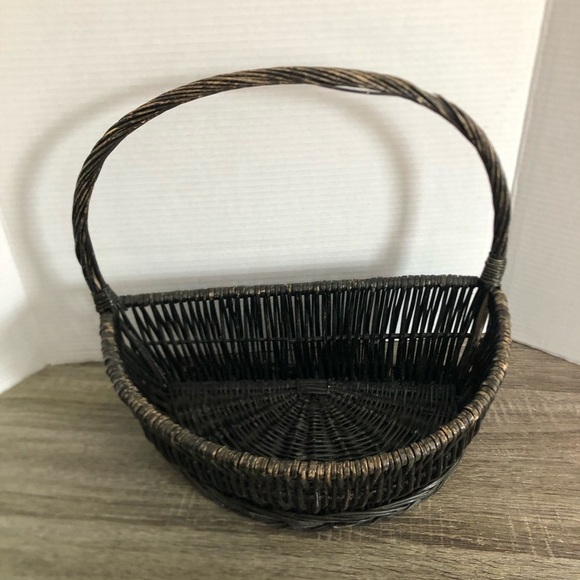 Vtg Black Wicker Basket Wall Decor - Picture 2 of 10